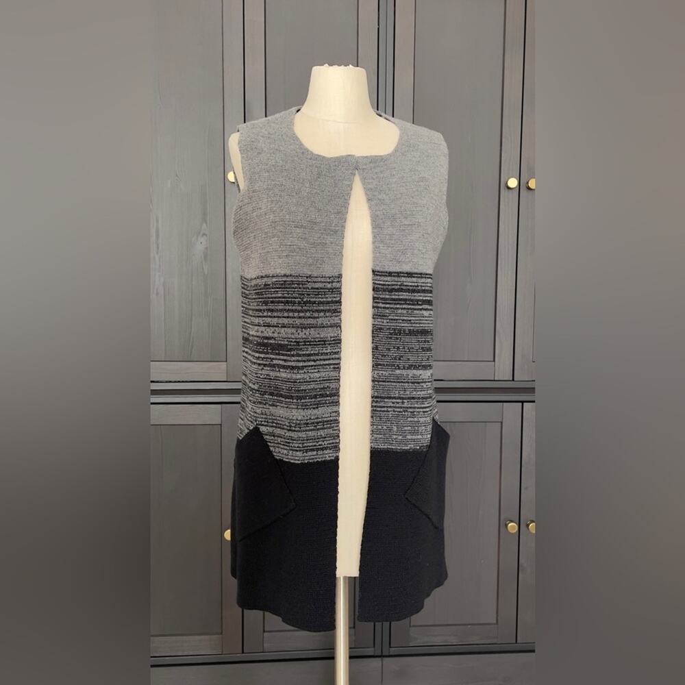 Cocogio Italy Sleeveless‎ Open Sweater Cardigan Wool Gray Black Ombre Small